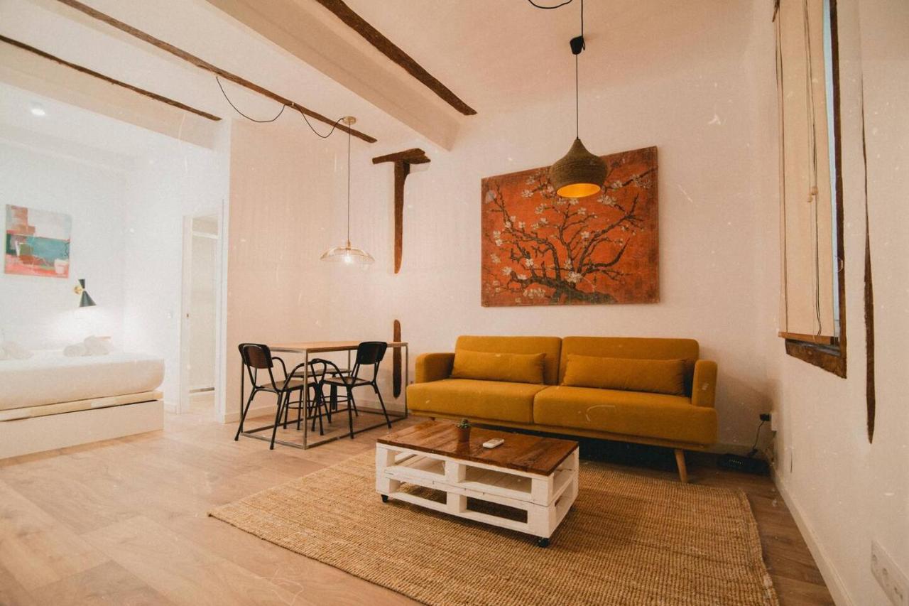 Charming Design Apartment Reina Sofia Madrid Exterior foto